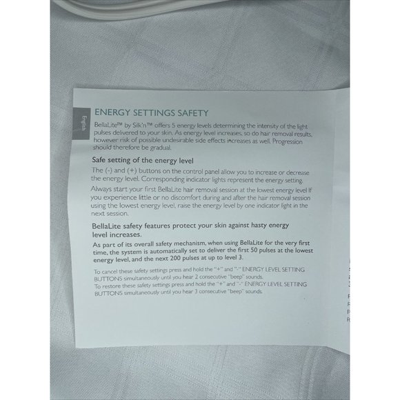 Silk'n BellaLite Light Flash home hair removal treatment - Picture 6 of 7